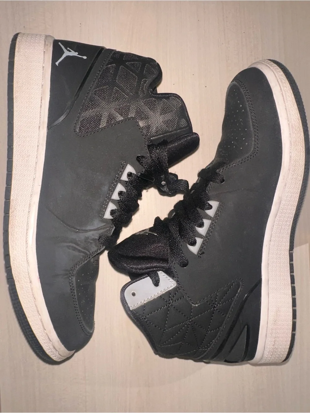 Nike Mens Air Jordan 1 Flight 3 size 6Y
